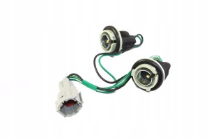 NISSAN PATROL Y61 WIĄZKA KOSTKA LAMPY TYLNEJ TYŁ 26551-VD71A
