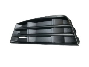 Kratka w zderzaku przednim LEWA Audi A4 2016-