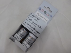 Lakier na zaprawki LZ9Y czarny Phantom Black